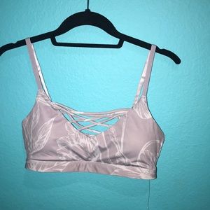 Sports Bra Fabletics